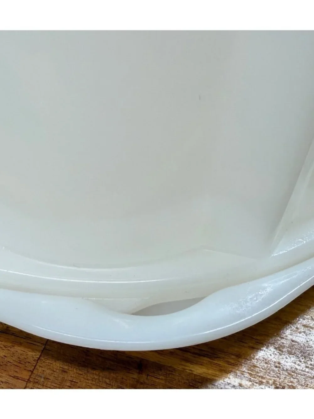 Vintage Gelatin Mold Set / storage container White Retro